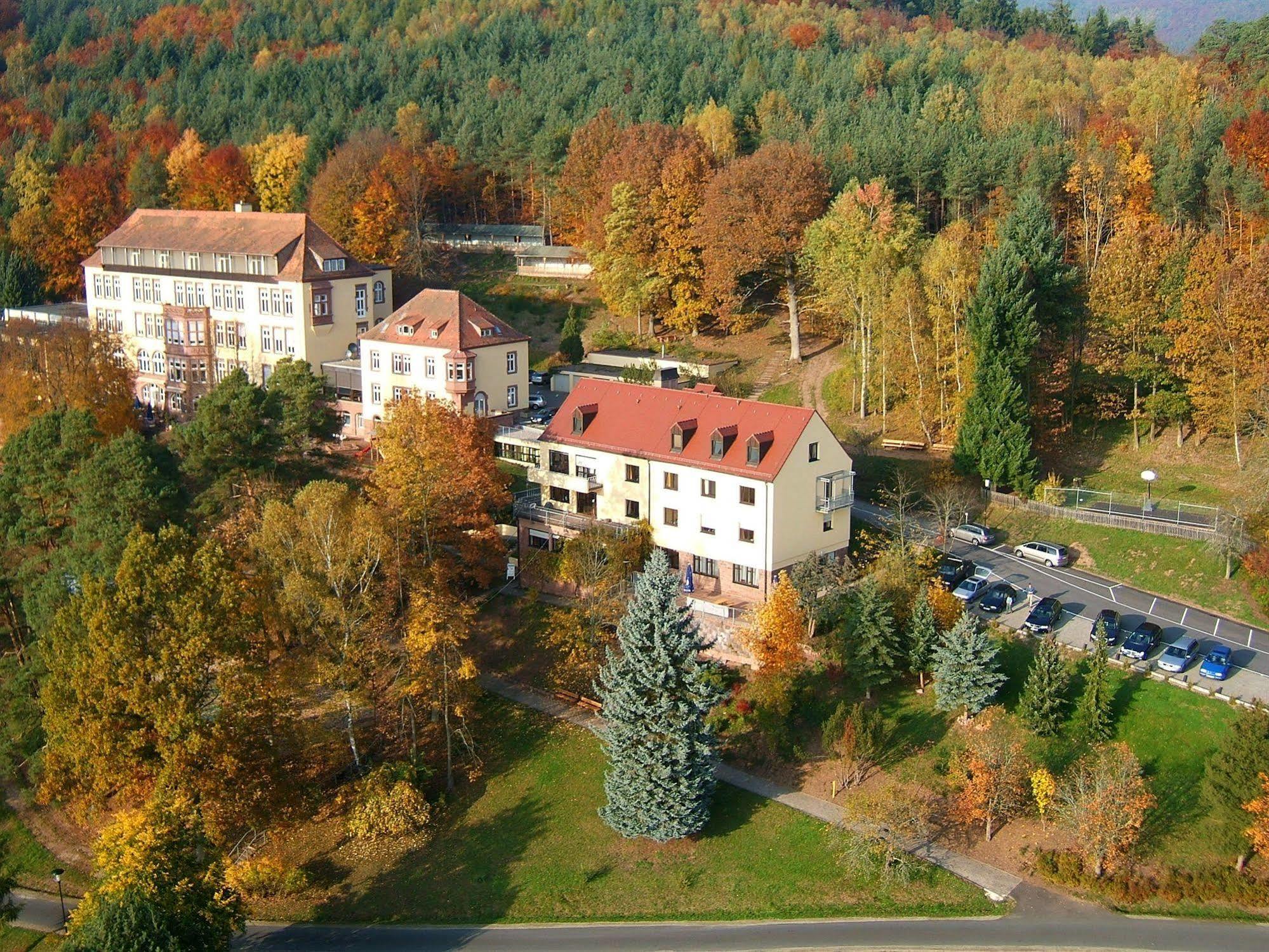 Roomingtons Hotel Franziskushoehe Lohr Exterior photo